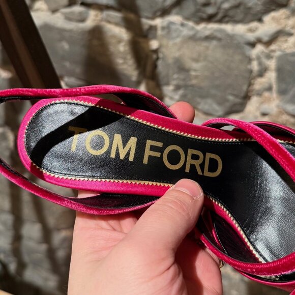 Tom Ford Fuchsia Satin Velvet Bow Pumps - Picture 9 of 12